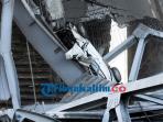 jembatan-kukar-lama-ambruk2_20151207_125025.jpg