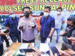 kasus-uang-palsu09.jpg