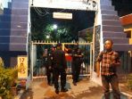 kebakaran-di-rumah-kos-surabaya_20180530_054033.jpg