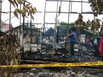 kebakaran-menghanguskan-rumah_20180529_134420.jpg