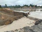 kejadian-pertama-jebolnya-tanggul-batubara-milik-pt-kpuc-di-pit-seturan.jpg