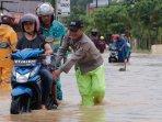 kendaraan-mogok-di-banjir.jpg