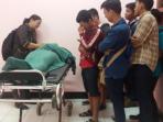 korban-tewas-laka-lantas_20150930_130136.jpg