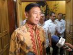 menteri-koordinator-bidang-politik-hukum-dan-keamanan-wiranto_20161109_140739.jpg