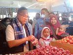 menteri-perdagangan-zulkifli-hasan-mengecek-harga-komoditas-pangan.jpg