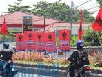 nasional_bendera-pdip-di-jalanan-bali_20150410_092555.jpg