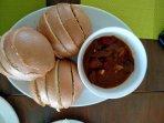 paket-mantau-daging-saus-cabai-kering-hotel-maxone.jpg