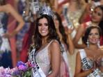 paulina-vega1.jpg