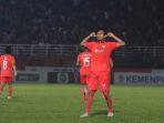 pemain-borneo-fc-agung-prasetyo-melakukan-selebrasi-usai-mencetak-gol-pada-pertandingan.jpg