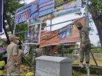 penertiban-spanduk-di-sepanjang-jalan-protokol-bontang.jpg
