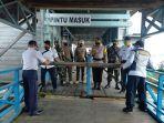 portal-oleh-dishub-penajam-paser-utara-dan-tim-gabungan-di-pelabuhan.jpg