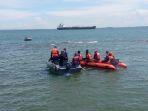 proses-pencarian-korban-tenggelam-aldy-24-di-sekitar-pulau-babi-minggu-24.jpg