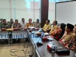 rapat-fkub-bersama-kapolda_20161114_153923.jpg