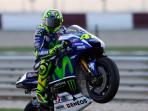 sport_valentino-rossi-tandatangan-kontrak_20160330_192239.jpg