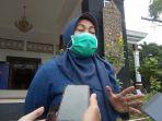 sri-puji-astuti-ketua-komisi-iv-dprd-samarinda-saat-diwawancarai-awak-media-tribunkaltimco.jpg