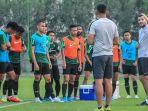 timnas-indonesia-jelang-lawan-uea_1.jpg