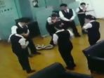 ular-ikut-rapat_20181015_231019.jpg