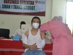 vaksinasi-serentak-pelajar-sman-1-tanah-grogot-yang-telah-dilangsungkan.jpg