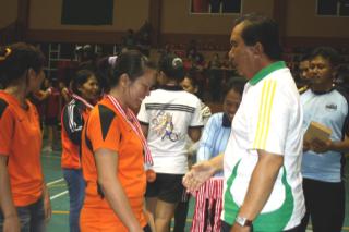 Krayan dan Lumbis Berbagi Emas di Cabor Bola Voli