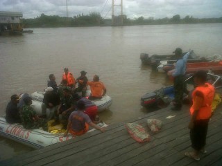 Lima Penyelam Dislambair Koarmatim Dikerahkan ke Sungai Mahakam