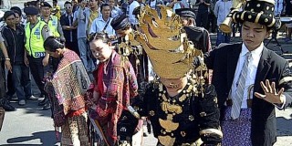Warga Batak di Bali Mendemo Malaysia