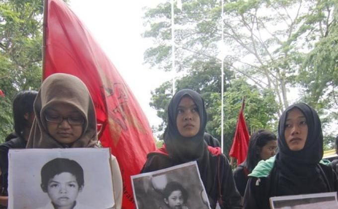 Foto Para Bocah Malang Ini untuk Mengingatkan Pemimpin Samarinda - _Demo_GSM_01_NEVRIANTO_HP.jpg