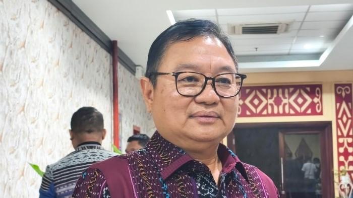 DIRUT BANK NTT - Direktur Utama Bank NTT, Charlie Paulus saat menghadiri Rapat Umum Pemegang Saham (RUPS) BANK NTT, Rabu (12/11/2025).