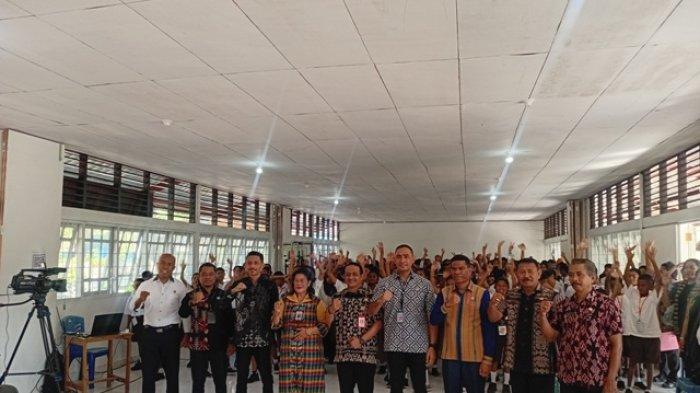 Kominfo Kota Kupang Menggelar Digital Literacy Goes To School di SMP Negeri 5 Kupang