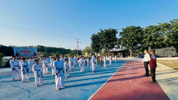 Pererat Persaudaraan, Empat Perguruan Karate di Rote Ndao Gelar Latihan Gabungan