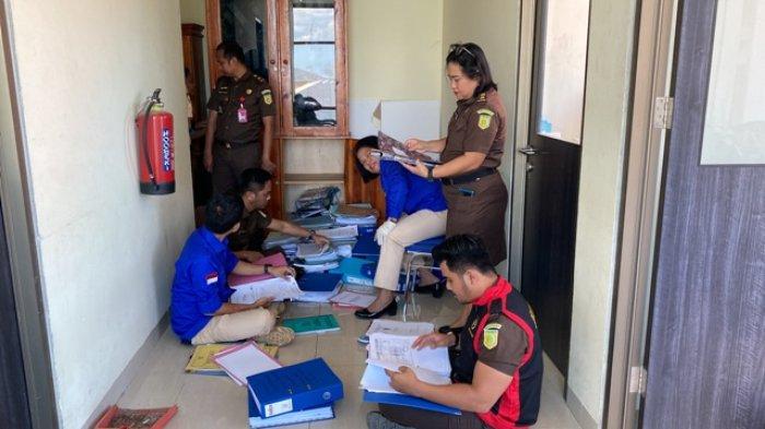 BREAKING NEWS: Jaksa Geledah Kantor Gubernur Nusa Tenggara Timur