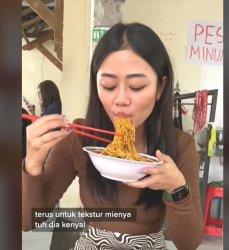 Video Viral TikTok, Makanan Rekomended di Jogjakarta, Cobai Sate Ratu