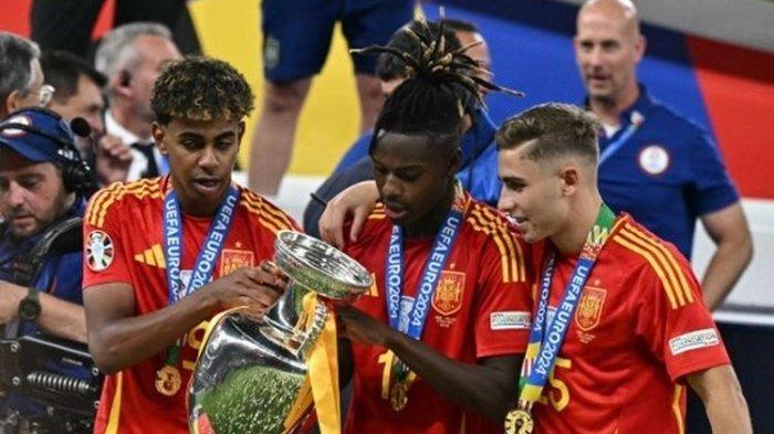 Para-pemain-Spanyol-Lamine-Yamal-Nico-Williams.jpg