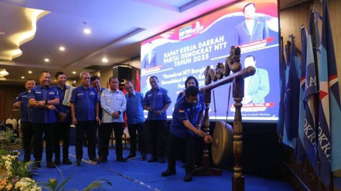 Leo Lelo Ungkap Tak Sengaja Lupa Sapa Anita Gah Ketika Rakerda III Demokrat NTT