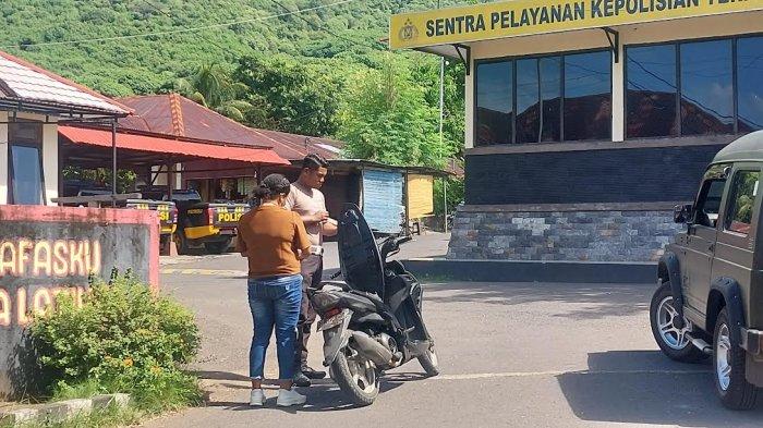 Seorang Pengendara Tanpa Helm Nekad Masuk Kantor Polres Flores Timur
