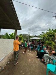 Relawan Taman Daun Asal Finlandia, Belgia dan Belanda Gelar Kelas Bahasa Inggris di Kampung Atawuwur