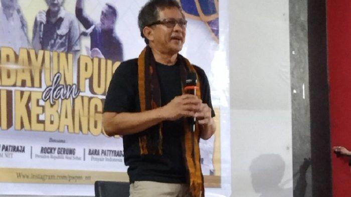 John Batafor Hadirkan Rocky Gerung di Lembata, Jadi Relawan Taman Daun