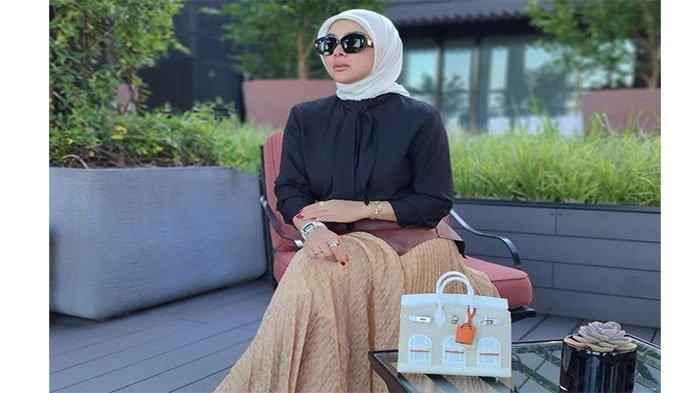 Syahrini The Real Ratu Hermes, Istri Reino Barack Pakai tas Baru Model Super Unik, Seharga Rp4,2 M