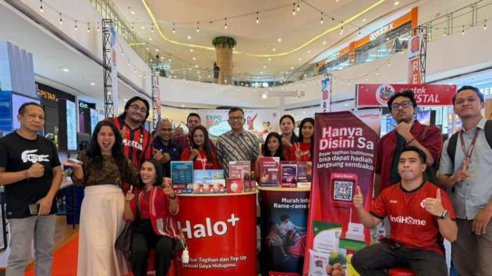 Telkomsel juga berkesempatan untuk mengenalkan berbagai produk unggulan
Telkomsel pada Pameran Property Expo REIang Gembira 2025 yang berlangsung
di pusat pembelanjaan Lippo Plaza Kupang, Nusa Tenggara Timur (NTT) sejak
tanggal 31 Oktober -16 November.