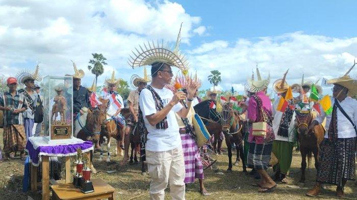 Ratusan Peserta Ikut Lomba Hus Kuda Cup I, Usman Husin: di Seluruh Dunia Hus Hanya Ada di Rote Ndao