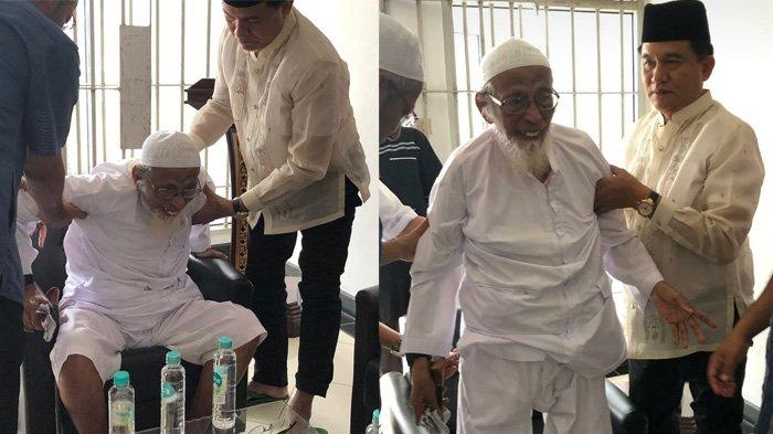 Abu Bakar Baasyir Bebas Setelah 9 Tahun Penjara, Susah Bangun dari Tempat Duduk