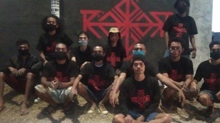 Peduli Covid-19, Komunitas Rakart Edukasi Warga Melalui Mural