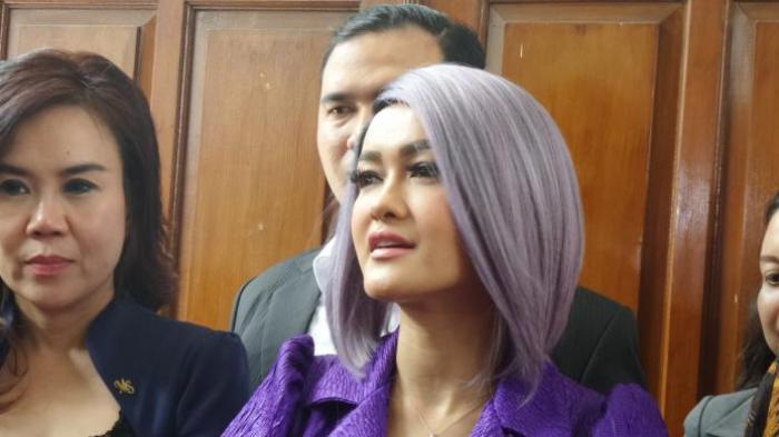 Celana Dalam Jadi Barang Bukti Artis Julia Perez Gugat Cerai Gaston Castano