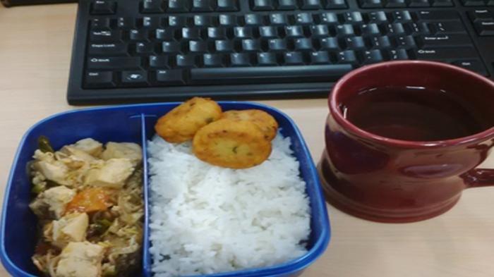 New Normal: Bawa Bekal Bergizi dari Rumah ke Kantor, Perhatikan Hal Ini!