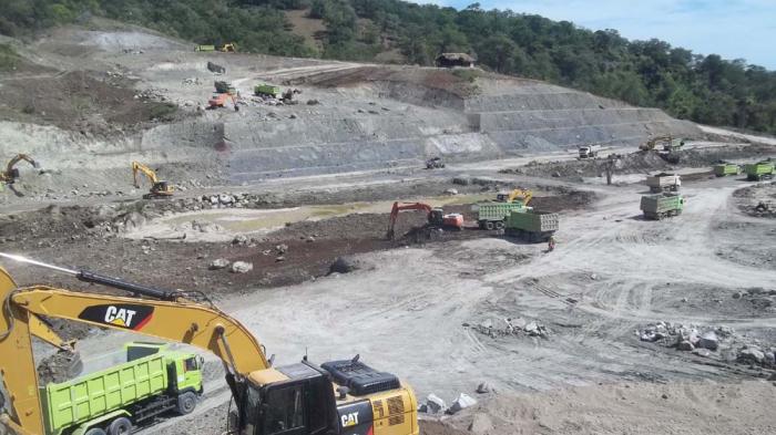 Konstruksi Bendungan Rotiklot di Belu Deviasi 13,88 Persen
