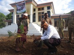 Begini Kata Bupati Anton Soal Honor Guru PAUD dan Tenaga Kesehatan Desa