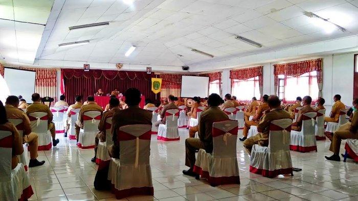 Hari Pertama Bekerja, Bupati dan Wakil Bupati Ngada Pimpin Rapat Bersama Pimpinan OPD