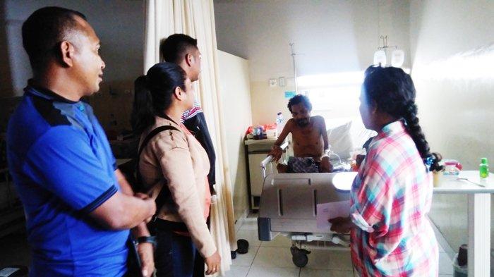 Setahun Terbaring di Ranjang, Yohanes Menangis Saat Dikunjungi Mahasiswa Unwira