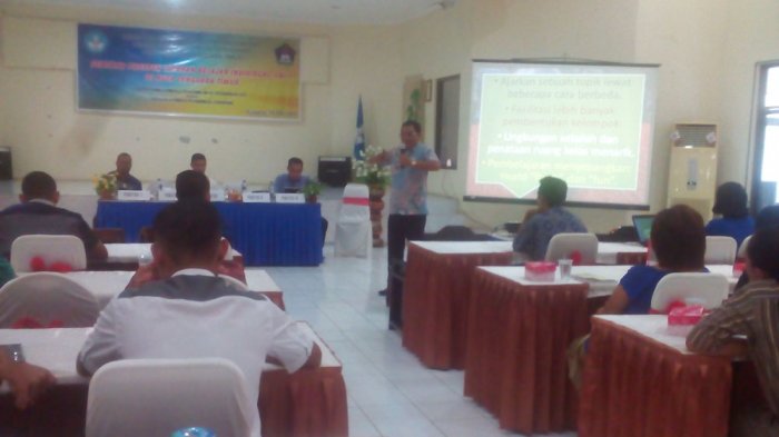 Sekolah Timpolmas Kupang Gelar Seminar, Membentuk Siswa yang Mampu Memproduksi