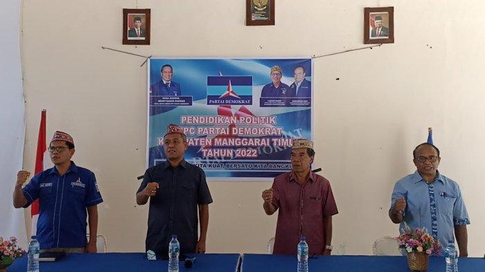Beri Pendidikan Politik Bagi Kader di Matim, BKH Harap Partai Demokrat Berkuasa Pada Pemilu 2024