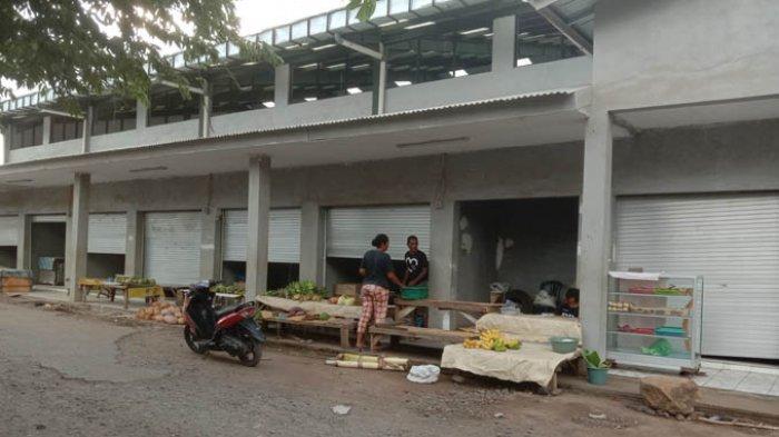 Gedung Baru Pasar Pada Belum Ditempati, Bala Warat: Menunggu Pintu Dari Surabaya